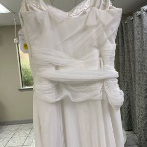 Vera Wang wedding dress